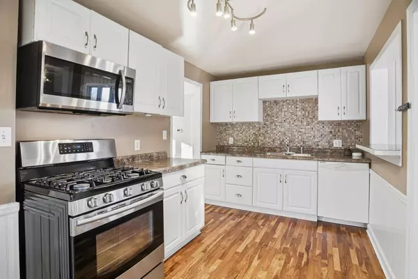 1253 7th AVE S, South Saint Paul, MN 55075