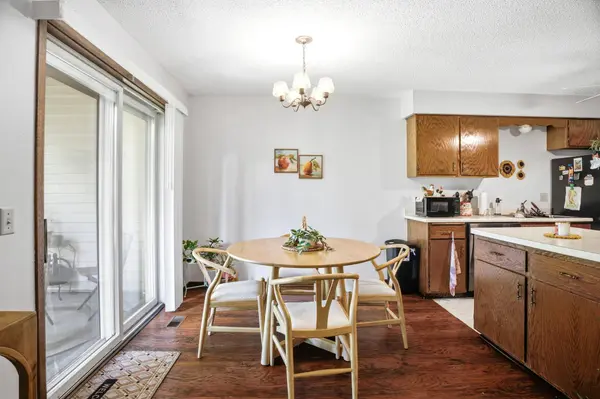 1845 Livingston AVE #B, Saint Paul, MN 55118