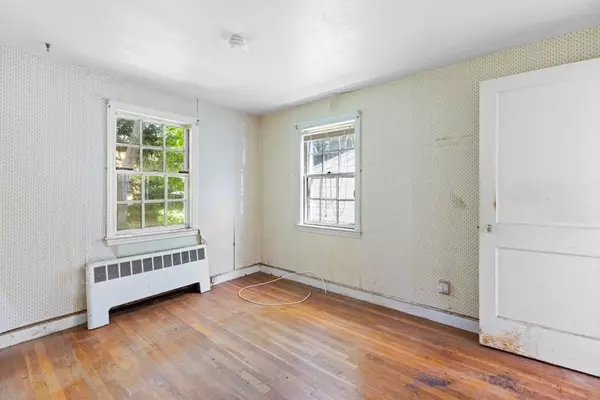 71 Converse St, Wakefield, MA 01880