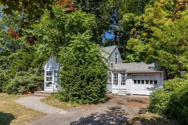 71 Converse St, Wakefield, MA 01880