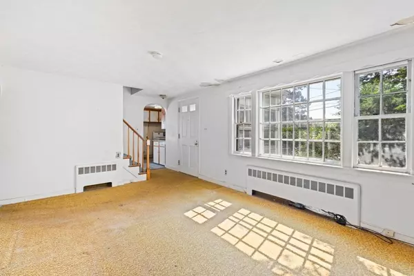 71 Converse St, Wakefield, MA 01880