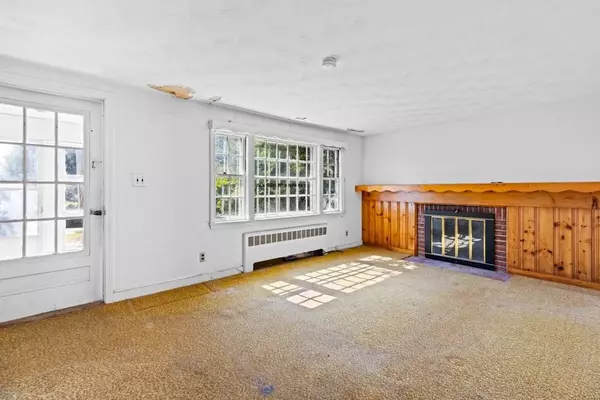 71 Converse St, Wakefield, MA 01880