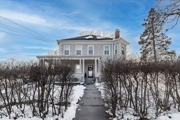 29-31 Middlesex St #1, Chelmsford, MA 01863