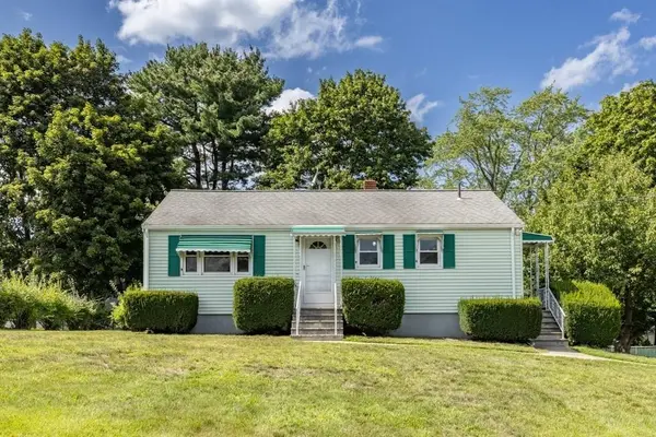 31 Anna Rd, Woburn, MA 01801