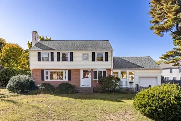 20 Elmcrest Rd, Wakefield, MA 01880