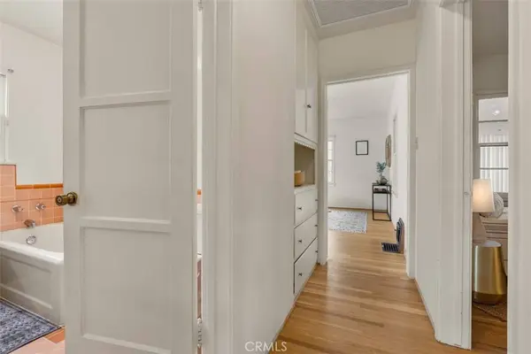 5611 Overdale DR, Los Angeles, CA 90043