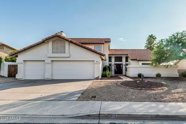 6133 E SADDLEBACK Street, Mesa, AZ 85215