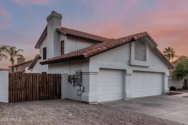 6133 E SADDLEBACK Street, Mesa, AZ 85215