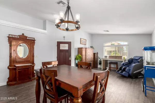 249 W HAWTHORNE Drive, Casa Grande, AZ 85122