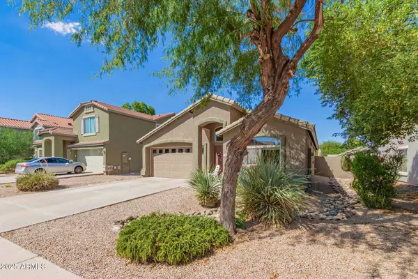 750 W MESQUITE TREE Lane, San Tan Valley, AZ 85143