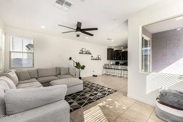 5058 S CHASSIS --, Mesa, AZ 85212