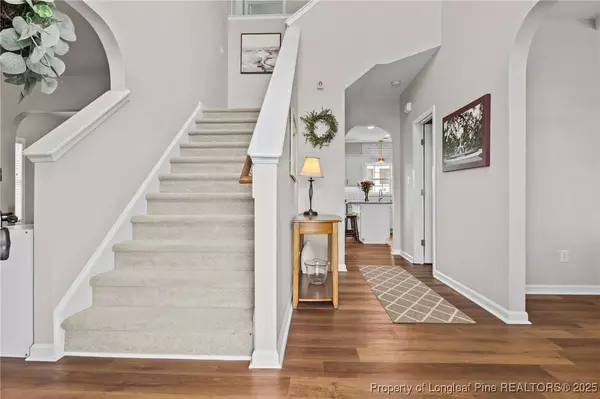 6611 Running Fox RD, Hope Mills, NC 28348