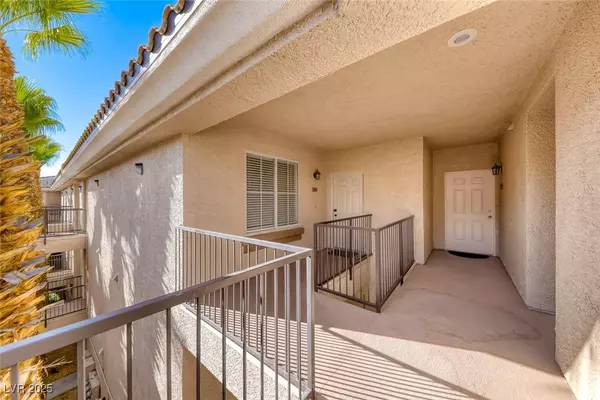 7127 S Durango DR #306, Las Vegas, NV 89113