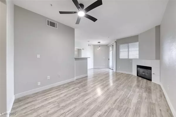 7127 S Durango DR #306, Las Vegas, NV 89113