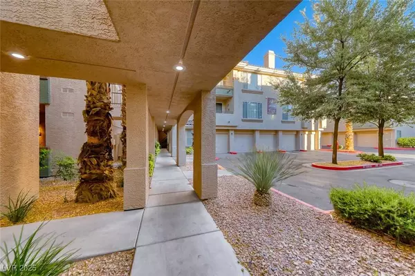 7127 S Durango DR #306, Las Vegas, NV 89113