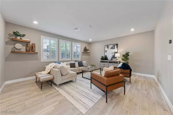 928 Riverlawn PL, Las Vegas, NV 89138