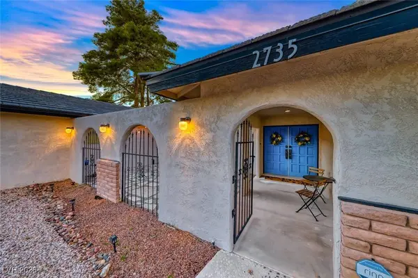 2735 Torrey Pines DR, Las Vegas, NV 89146