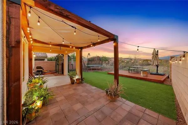 7124 Estrella De Mar AVE, Las Vegas, NV 89131