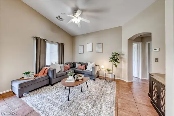 6255 Dan Blocker AVE #101, Henderson, NV 89011
