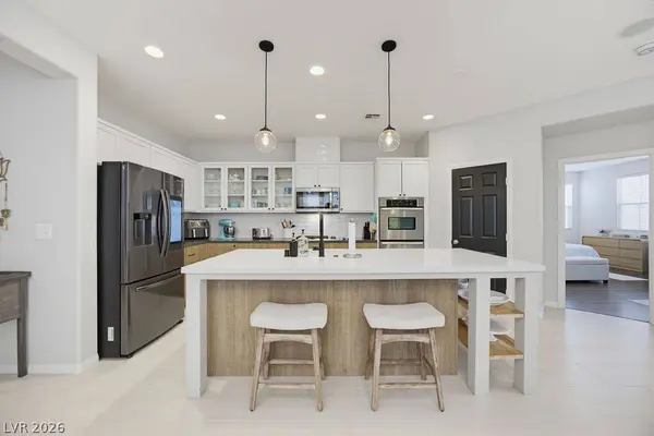 10016 Silver Cliff ST, Las Vegas, NV 89178