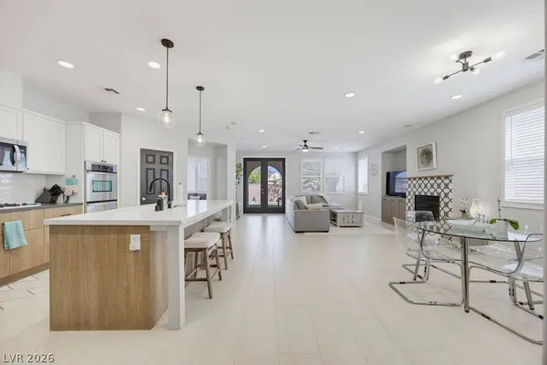 10016 Silver Cliff ST, Las Vegas, NV 89178