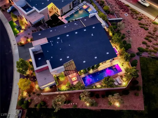 2216 Sky Pointe Ridge DR, Henderson, NV 89052