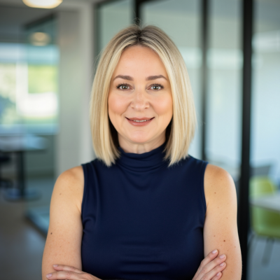 Shelley Sakala, North Phoenix Realtor and Team Lead of The Sakala Group at Real Broker