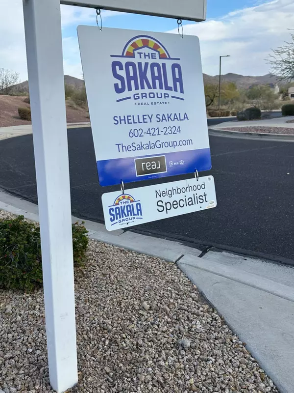 Phoenix Housing Market Insights: Listings Pulled & Longer Days on Market,Shelley Sakala