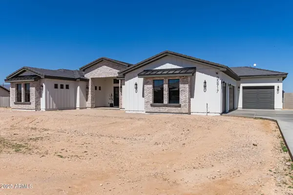 35917 N 10TH Avenue, Phoenix, AZ 85086