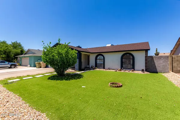 5432 W SUNNYSIDE Drive, Glendale, AZ 85304