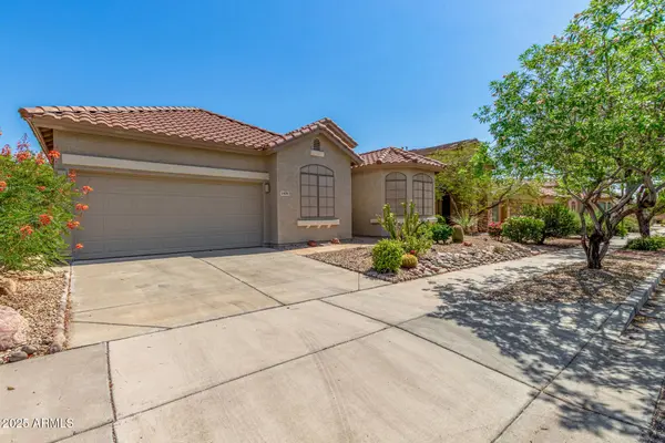 2425 W RED RANGE Way, Phoenix, AZ 85085