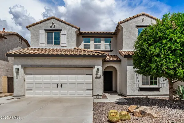 1828 W DESPERADO Way, Phoenix, AZ 85085