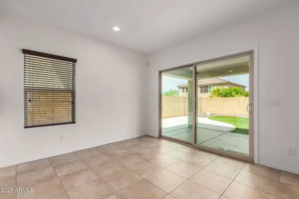 1828 W DESPERADO Way, Phoenix, AZ 85085