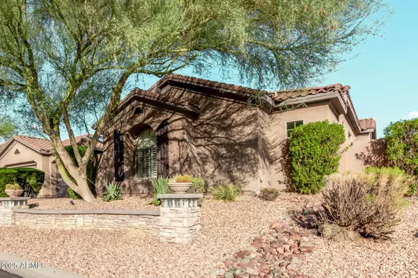 42041 N MOUNTAIN COVE Drive, Phoenix, AZ 85086