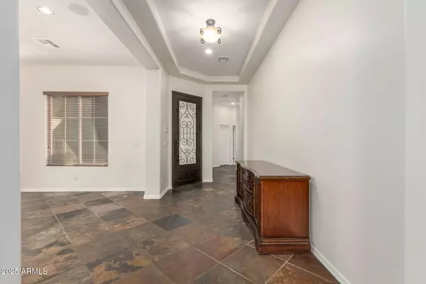 2028 W SKINNER Drive, Phoenix, AZ 85085