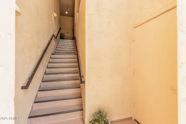 2425 W BRONCO BUTTE Trail #2010, Phoenix, AZ 85085