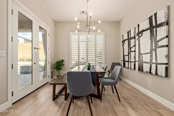 2020 W SKINNER Drive, Phoenix, AZ 85085