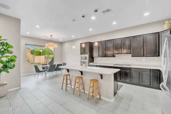 1610 W BLAYLOCK Drive, Phoenix, AZ 85085