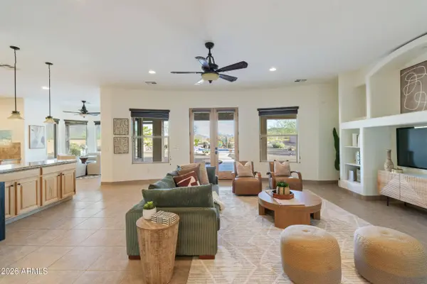 40927 N 3RD Avenue, Phoenix, AZ 85086