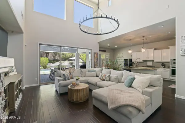 1612 W MOLLY Lane, Phoenix, AZ 85085