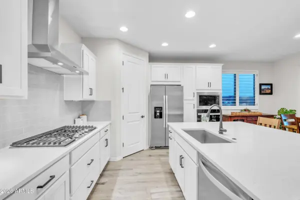 2035 W BRAMBLE BERRY Lane, Phoenix, AZ 85085
