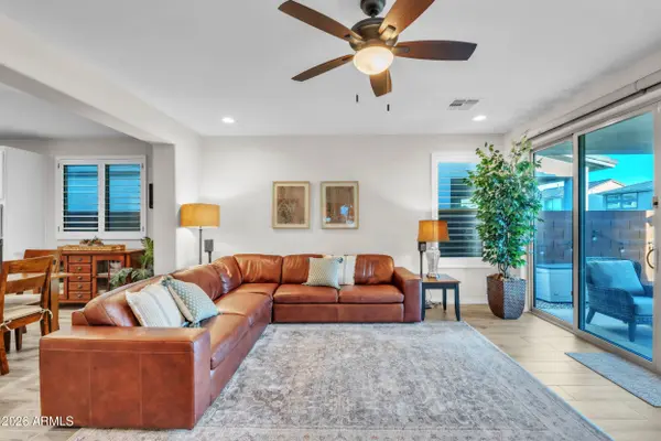 2035 W BRAMBLE BERRY Lane, Phoenix, AZ 85085