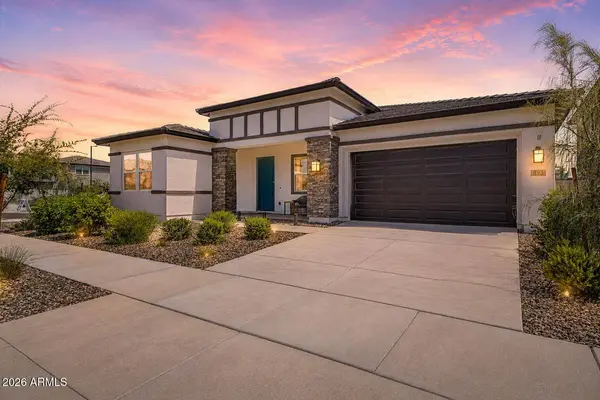893 W SUPERSTITION Drive