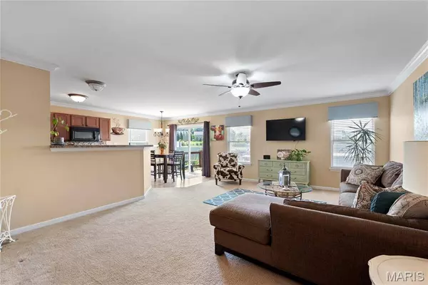 5555 Wavecrest CIR, Cottleville, MO 63304