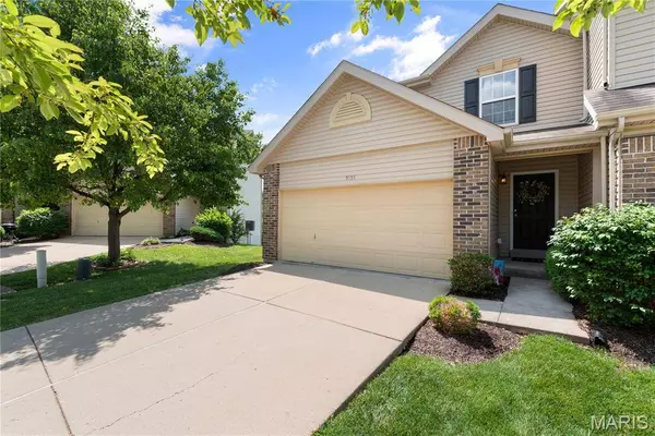 5555 Wavecrest CIR, Cottleville, MO 63304