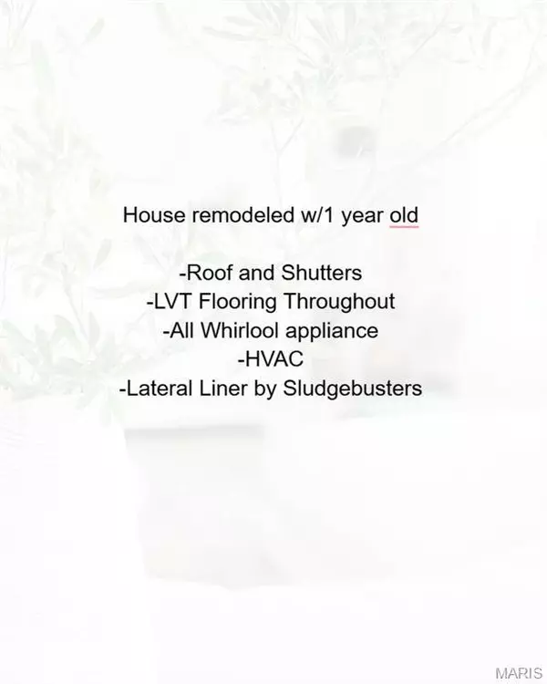 8 McNulty DR, Florissant, MO 63031