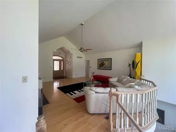 15509 Hitchcock RD, Chesterfield, MO 63017