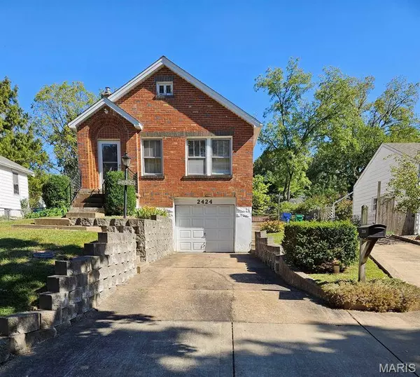 2424 Rockford AVE, St Louis, MO 63144