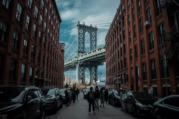 A Neighborhood Guide to DUMBO, Brooklyn: Where Art, History, and Innovation Meet,ACLM Group
