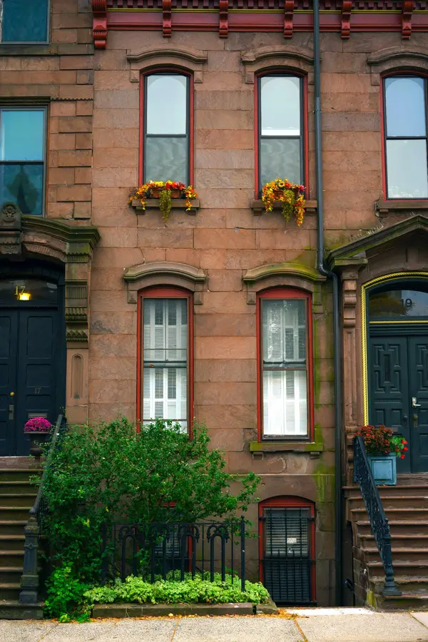 Navigating the Cobble Hill Market: A Comprehensive Guide for First-Time Home Buyers in 2025,ACLM Group